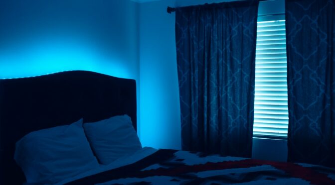 Choosing the Right Hanging Blinds for Your Space: A 5-Step Guide