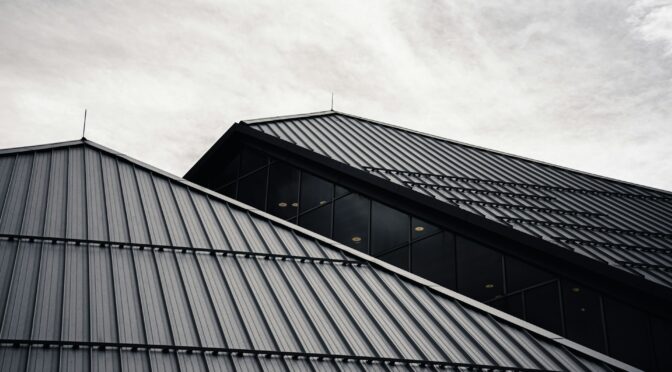 5 Benefits of Regular Roof Maintenance